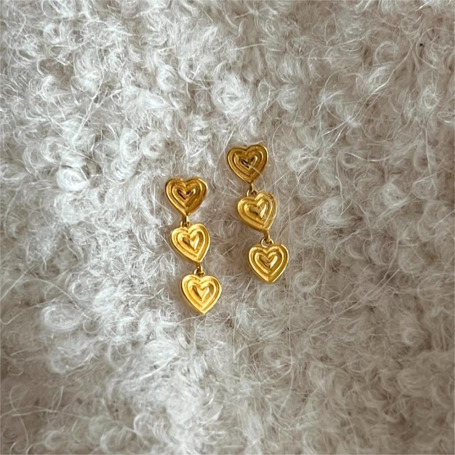 Orecchini a perno da donna minimalisti a forma di cuore in argento sterling 925 placcato oro