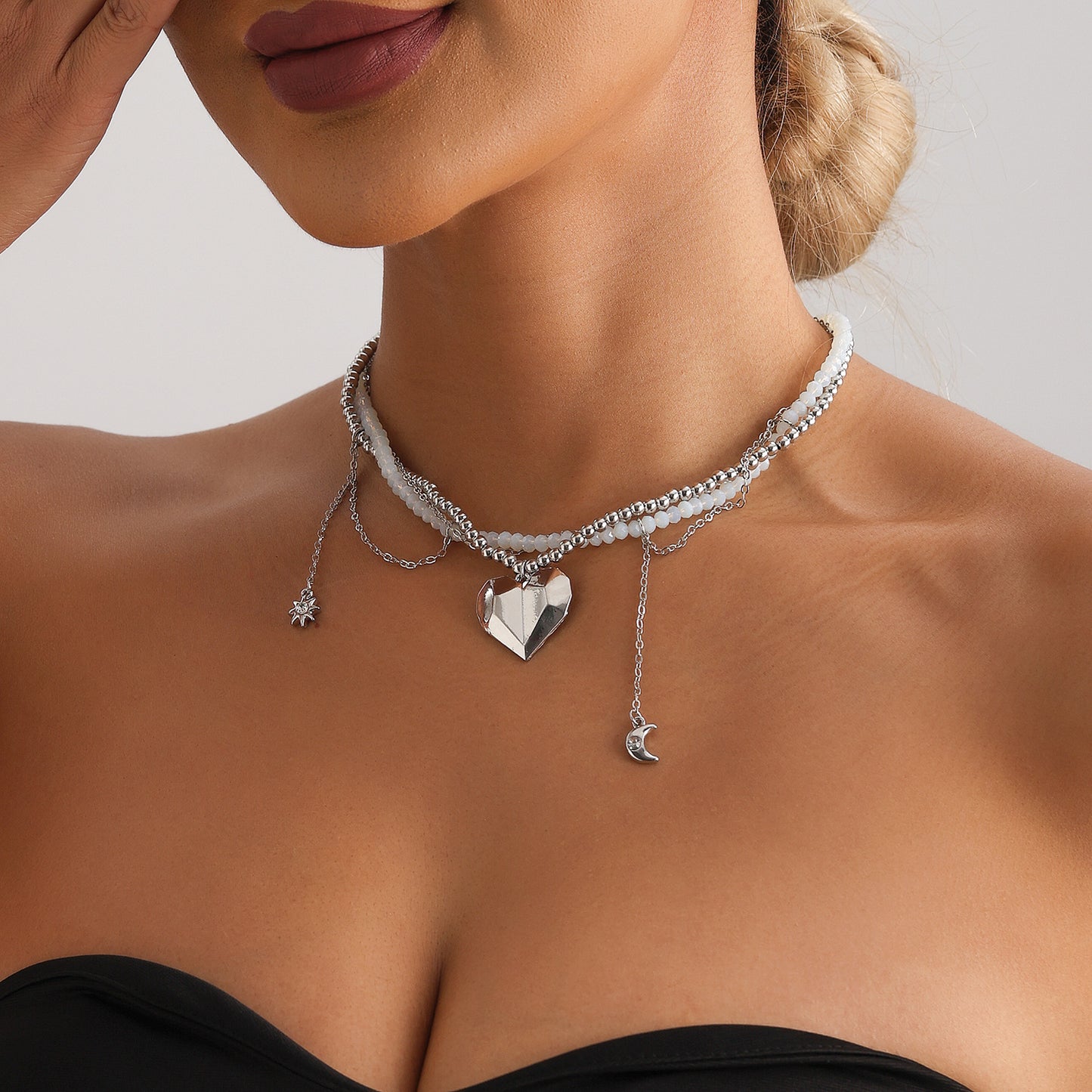 Collar con colgante minimalista de luna y estrella con borla, cadena de aleación, acabado galvanizado, para mujer