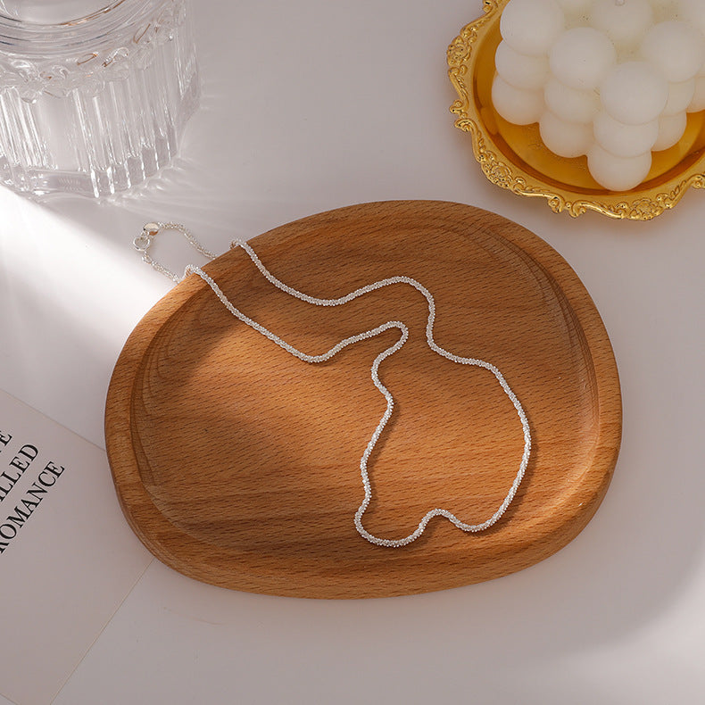 Collana con Pendente Quadrato Geometrico Minimalista in Acciaio Titanio con Finitura Placcata e Catena Serpentina