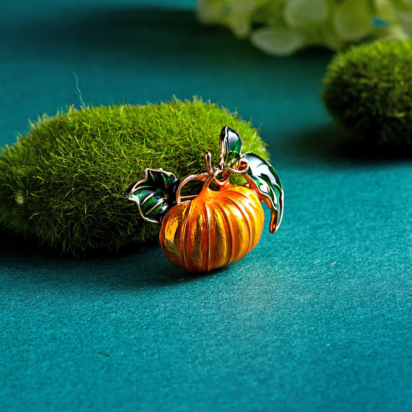 Broche Esmaltado de Calabaza Artística Vintage en Aleación con Acabado Chapado para Halloween y Uso Diario