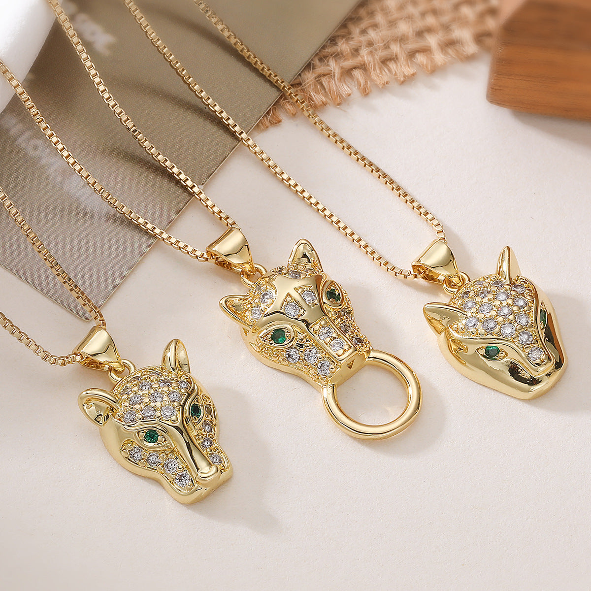 Hip-hop Minimalist 18K Gold Plated Brass Leopard Head Cubic Zirconia Pendant Necklace