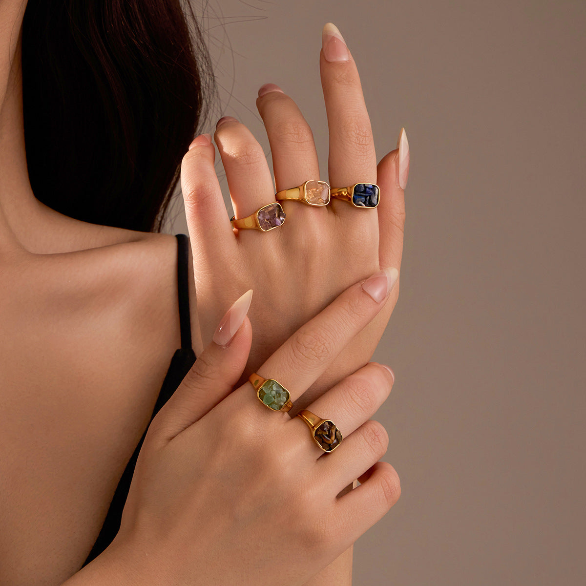 Anello Quadrato in Acciaio Inossidabile Stile Francese Vintage con Intarsio in Pietra Naturale, Ipoallergenico e Resistente allo Sbiadimento per Donna