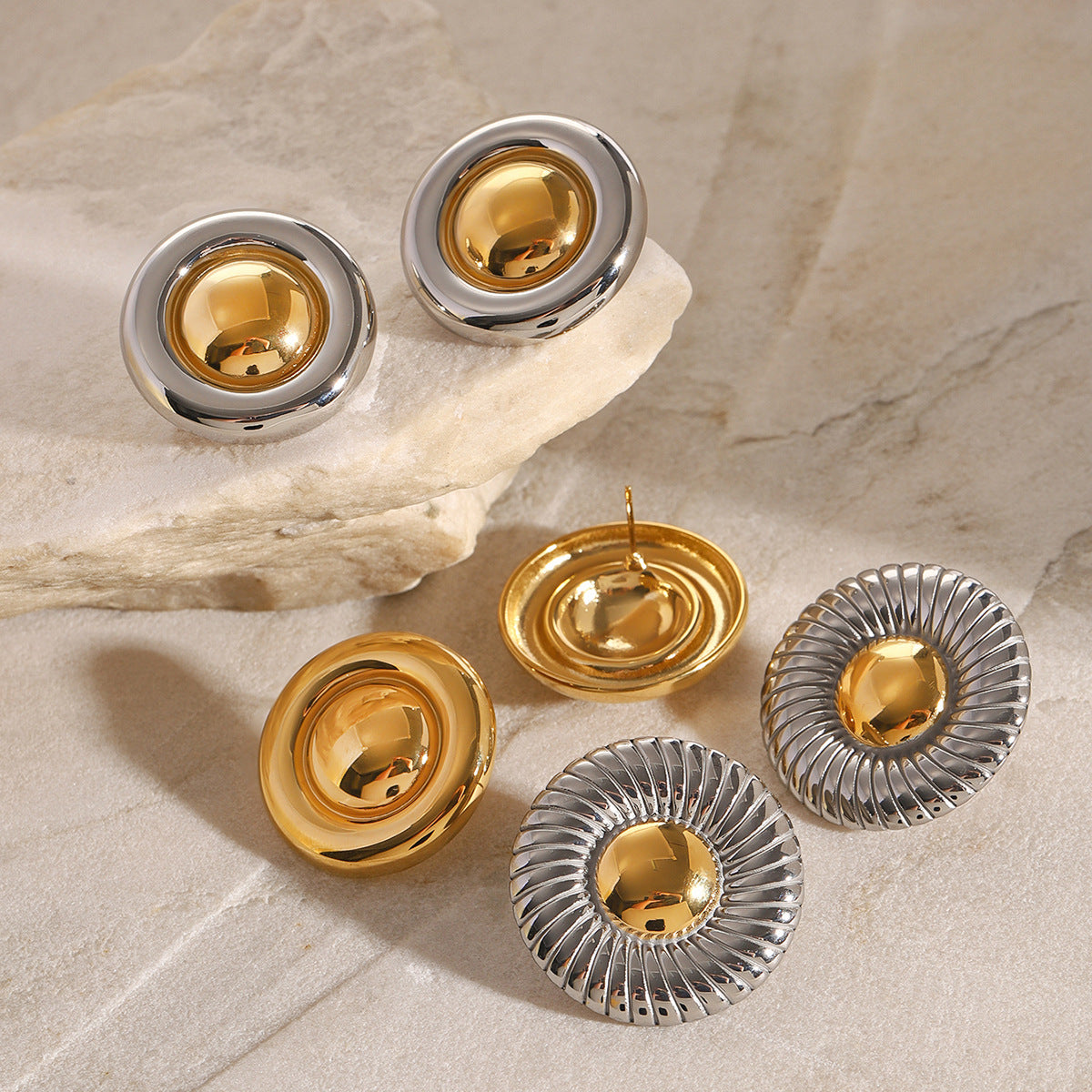 Orecchini a Cerchio da Donna Geometrici Placcati in Acciaio Inox con Stile Moderno Minimalista