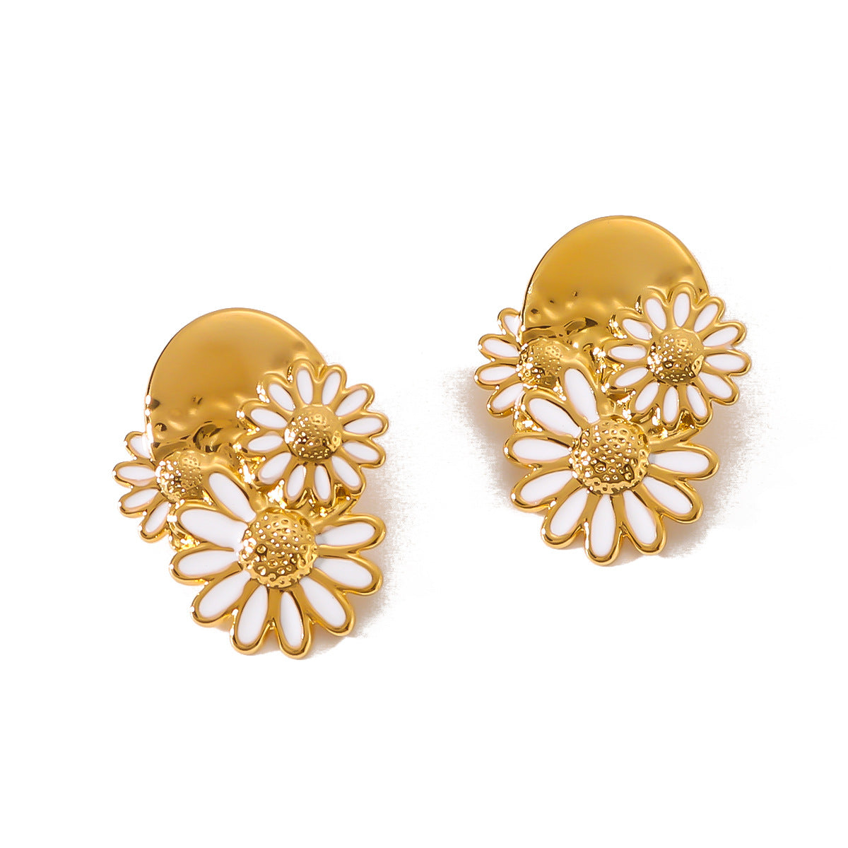 Orecchini a perno minimalisti a forma di margherita in acciaio inossidabile placcati oro 18 carati da donna