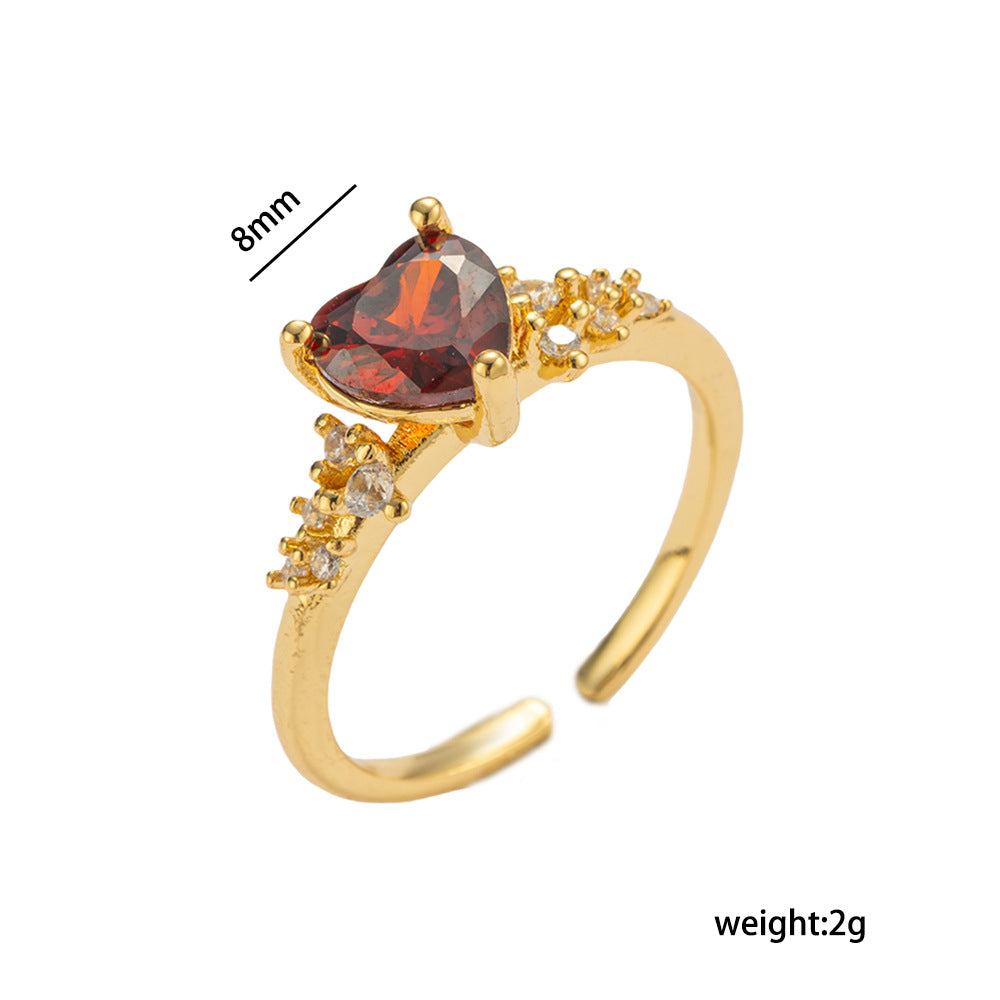 Anello da donna a forma di cuore in zircone stile lusso in rame placcato oro