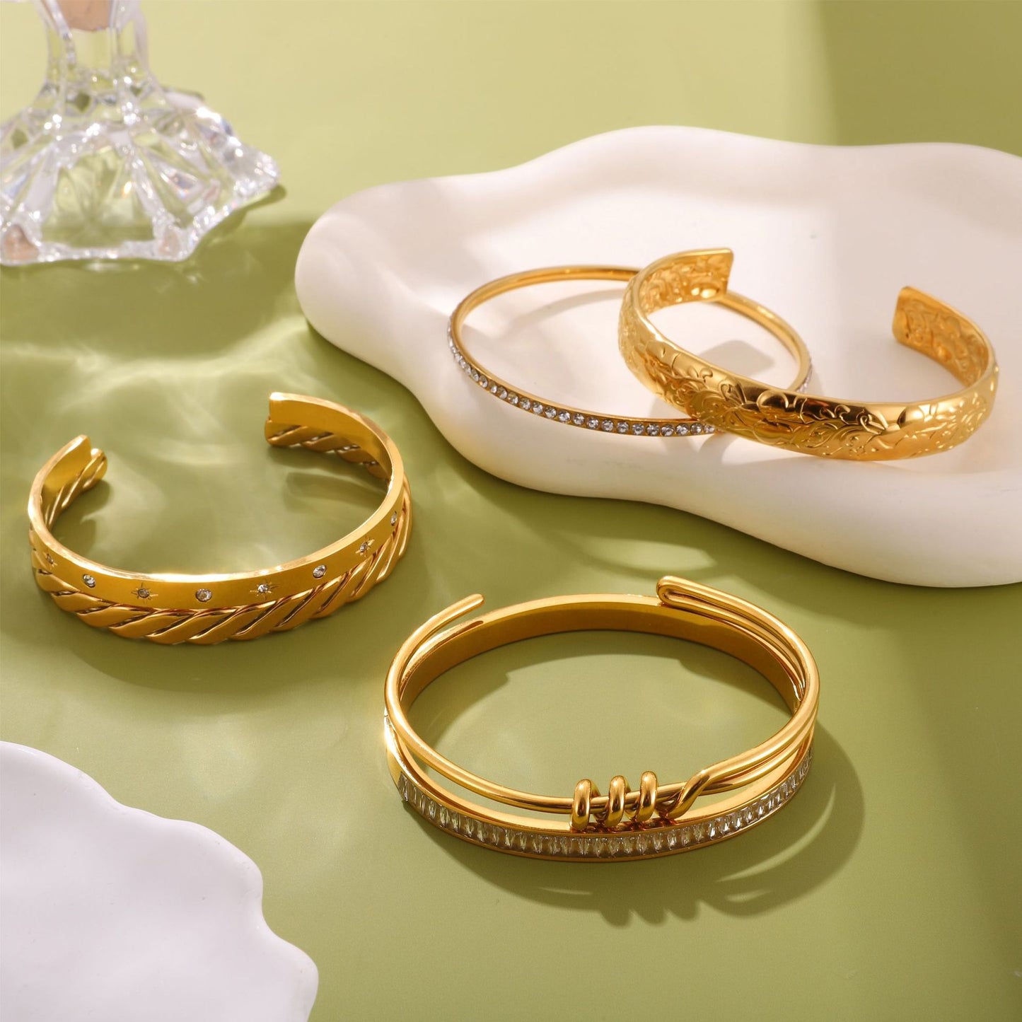 Luxury Elegant 18K Gold Plated Geometric Stainless Steel Cubic Zirconia Bracelet