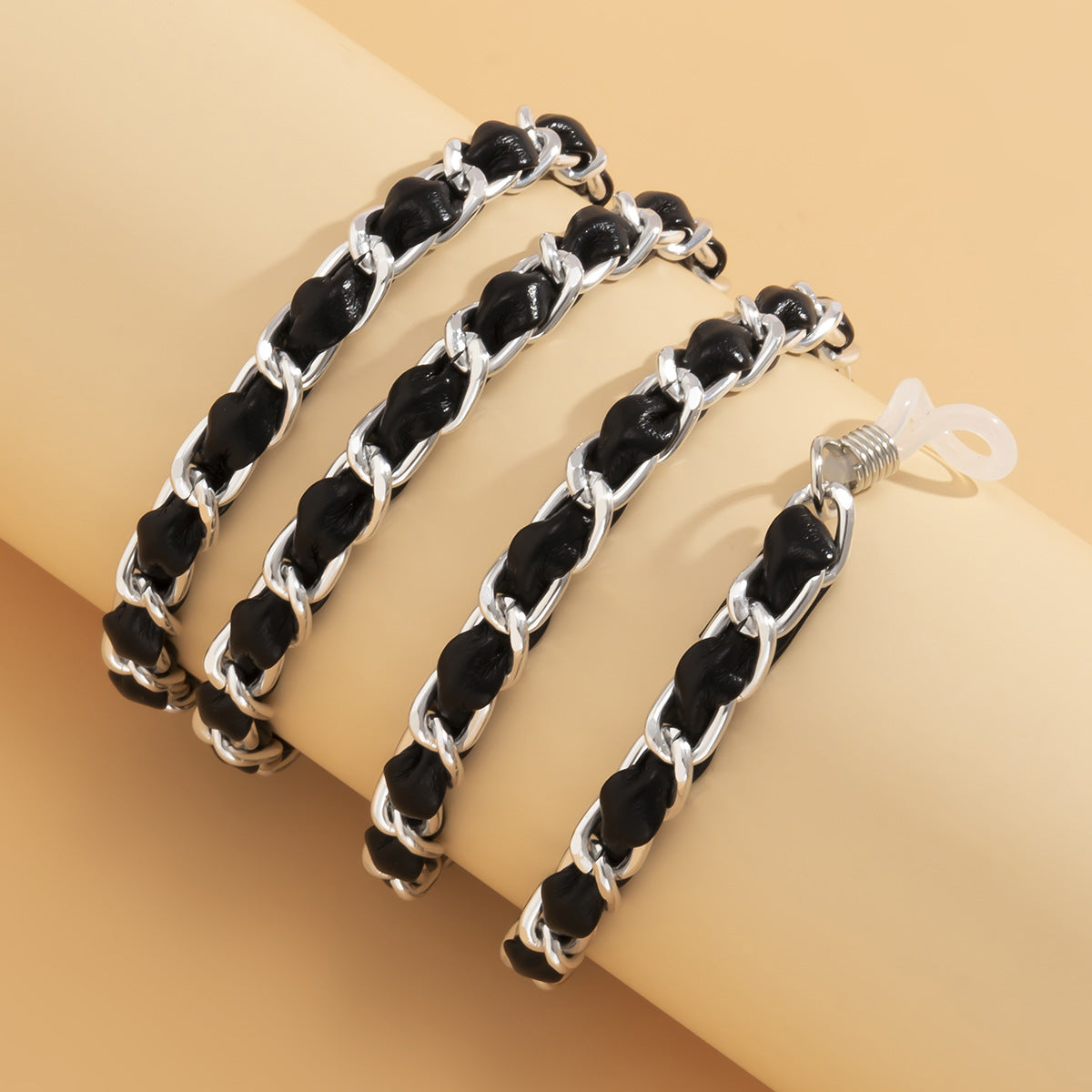 Punk-Style Geometric Pendant Necklace for Women with PU-Wrapped Metal Chain and Electroplated Finish