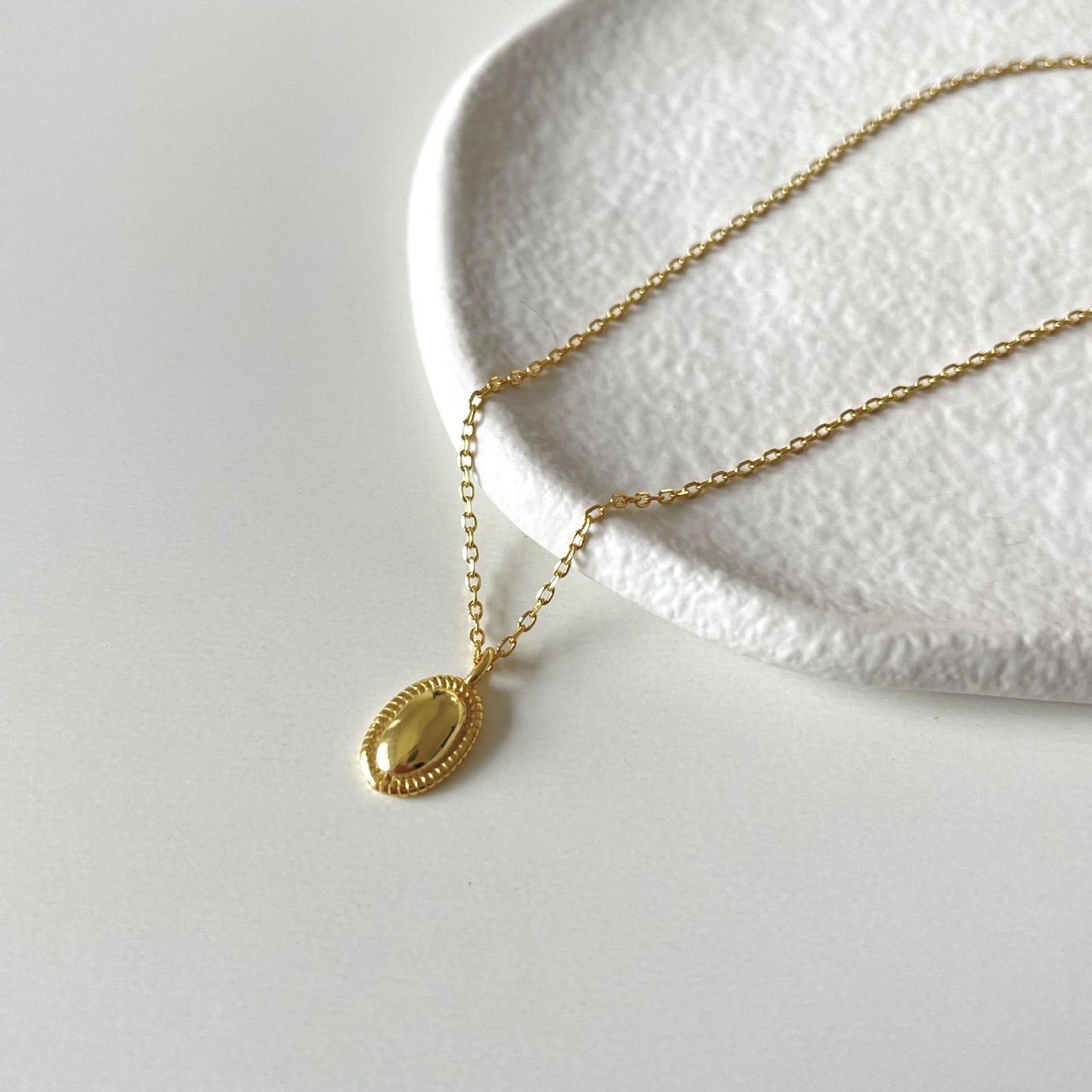 Minimalist Oval Pendant Necklace for Women in 925 Sterling Silver with Geometric Design