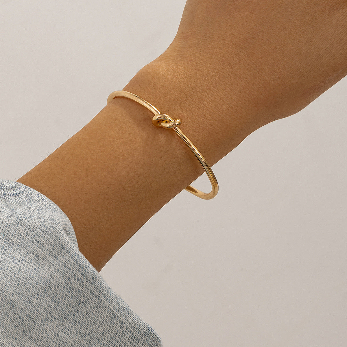 Minimalist Double Layer Hollow Knot Open Cuff Bracelet Geometric Line Design Gold Plated Alloy Jewelry for Women