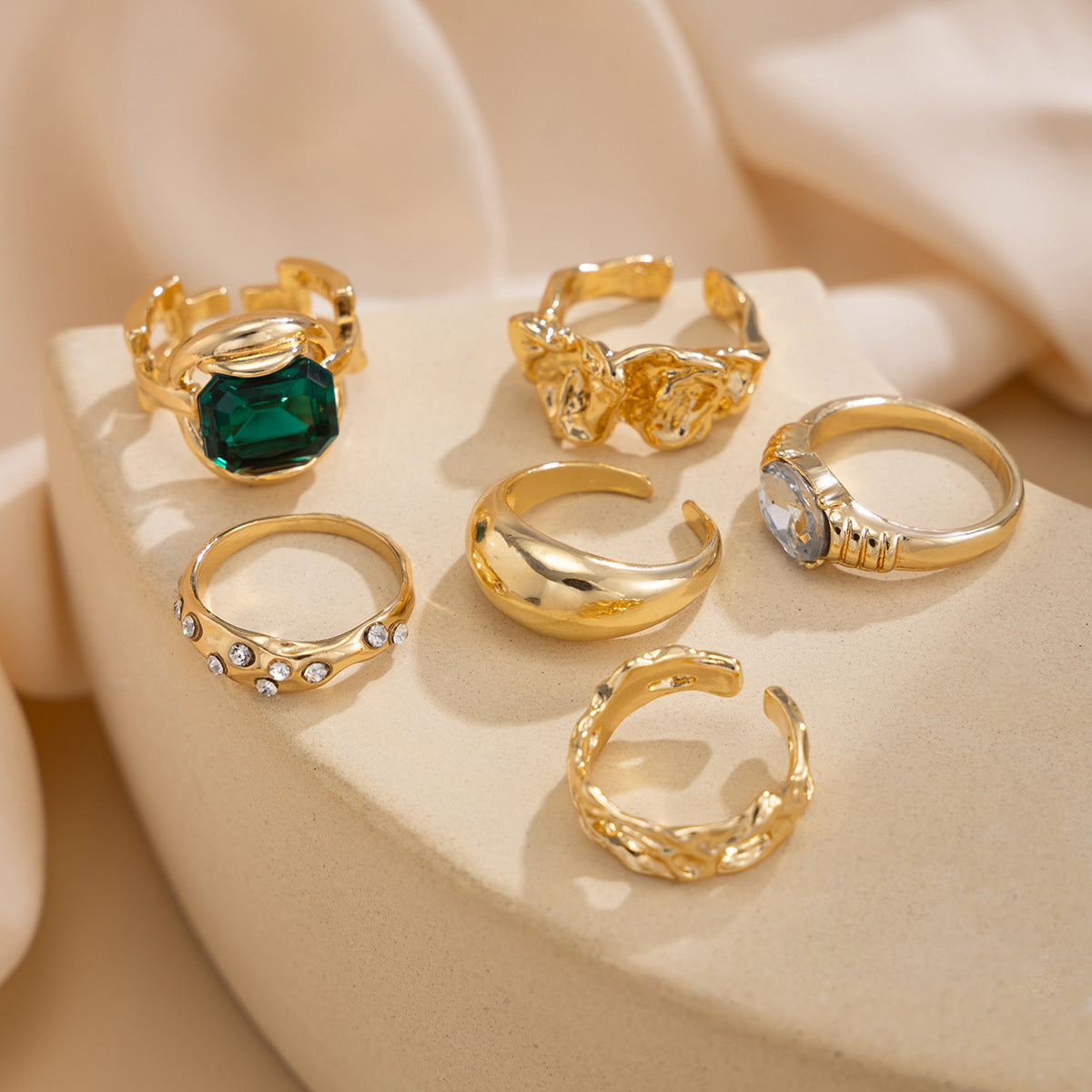 Anello da donna in lega placcata con texture geometrica irregolare