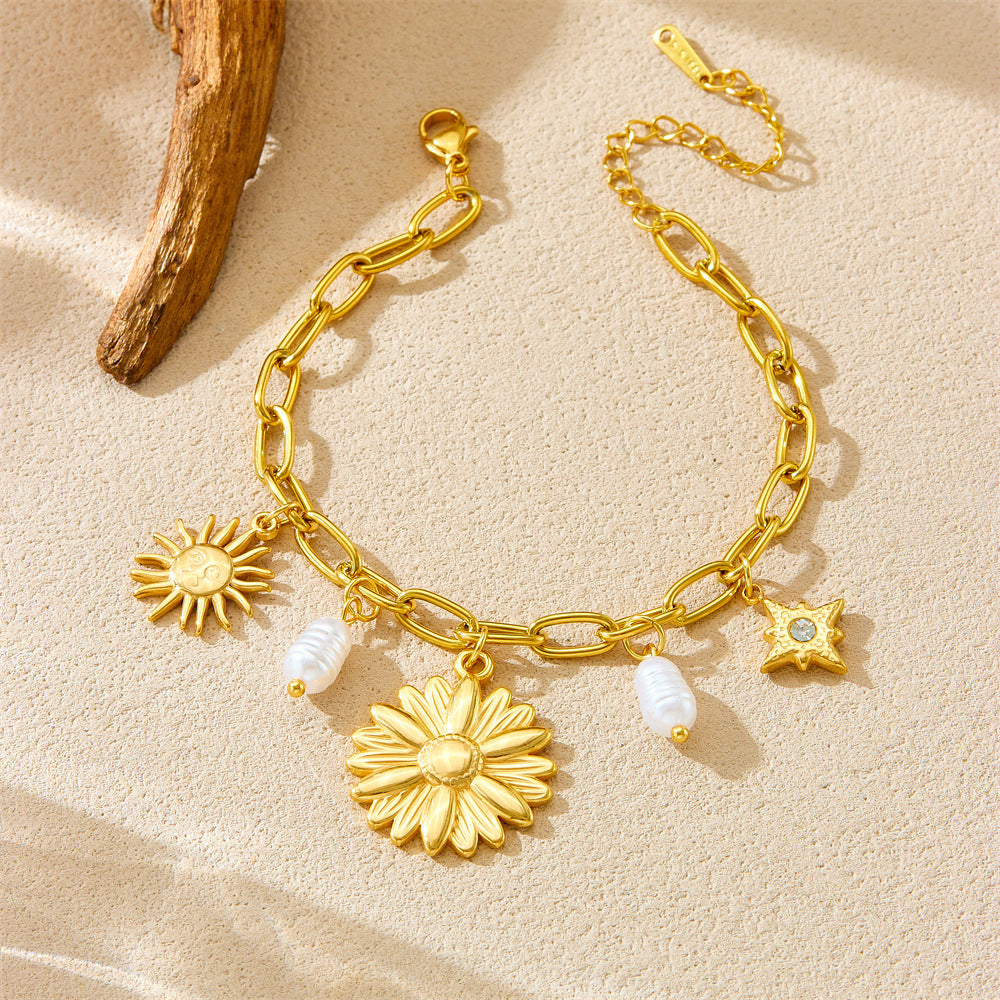 Vintage Floral Pearl Heart and Sunflower Pendant Bracelet in Gold-Plated Stainless Steel for Women