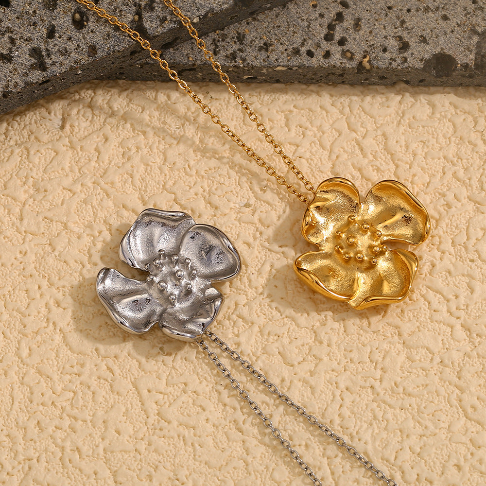 Vintage Floral Pendant Necklace for Women with Geometric Shape, 316L Stainless Steel Base and 18K Gold Plating