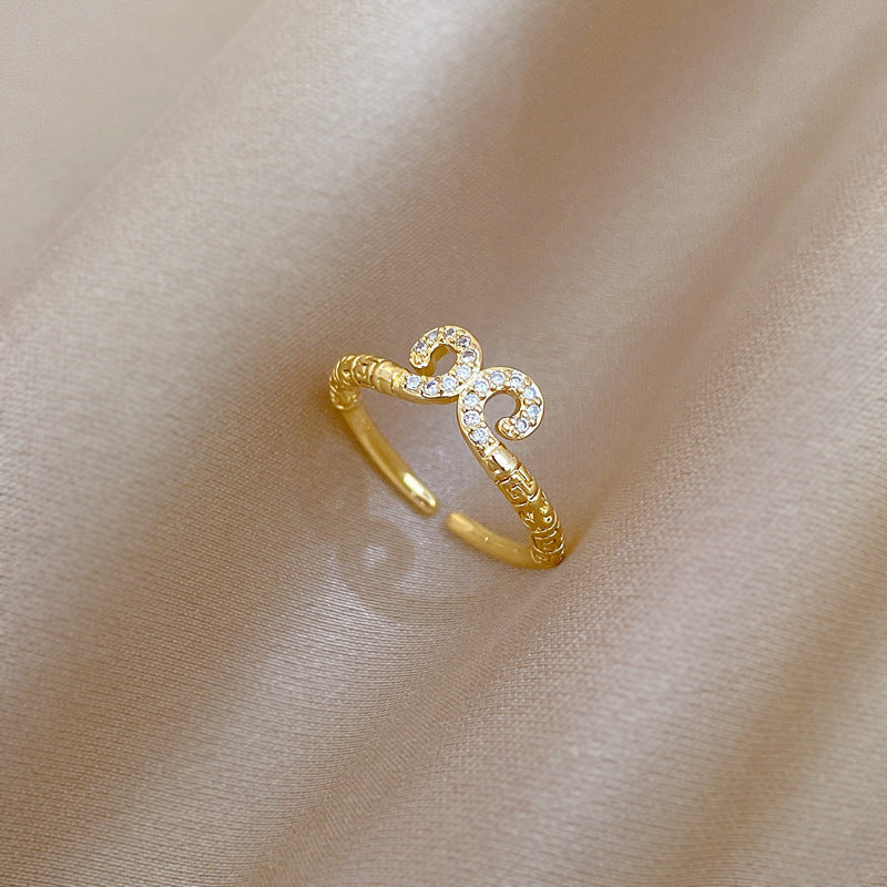 Anello regolabile minimalista Wukong mitologia nera in ottone con design a corona per donna