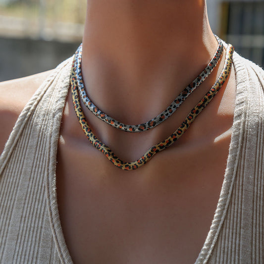 Vintage-Inspired Leopard Print Snake Chain Necklace for Women Made of 304 Stainless Steel with Plated Finish