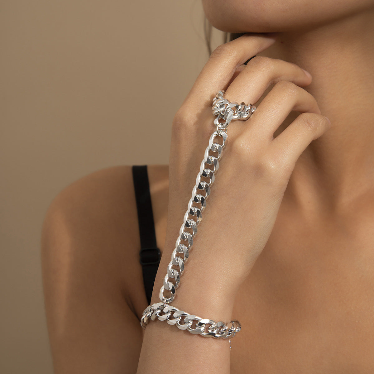 Streetwear Hip-hop Metal Chain Ring Bracelet for Women