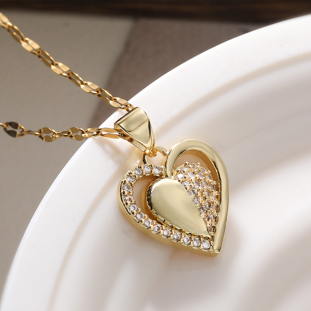 Minimalist 18K Gold Plated Brass Heart Pendant Necklace with Cubic Zirconia for Women