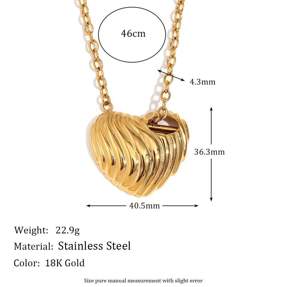 Collana da donna alla moda in acciaio inossidabile placcato oro 18 carati con ciondolo a cuore e chiusura a T/O