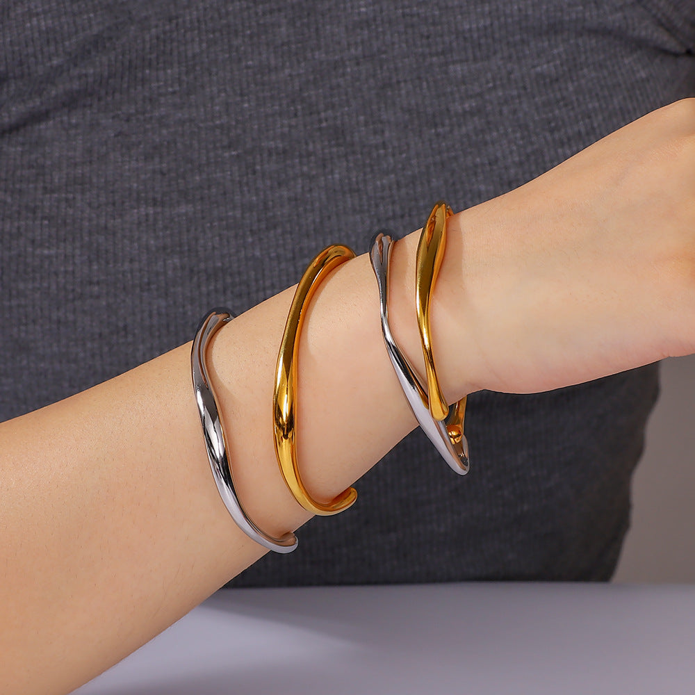 Minimalist Irregular C-Shaped Stainless Steel Bracelet with 18K Gold Plating Adjustable Opening Design