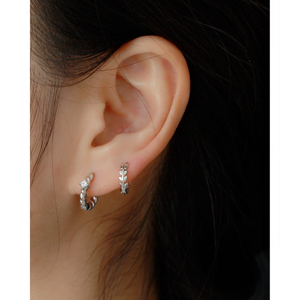 Minimalist Geometric S925 Sterling Silver Stud Earrings with Cubic Zirconia Inlay