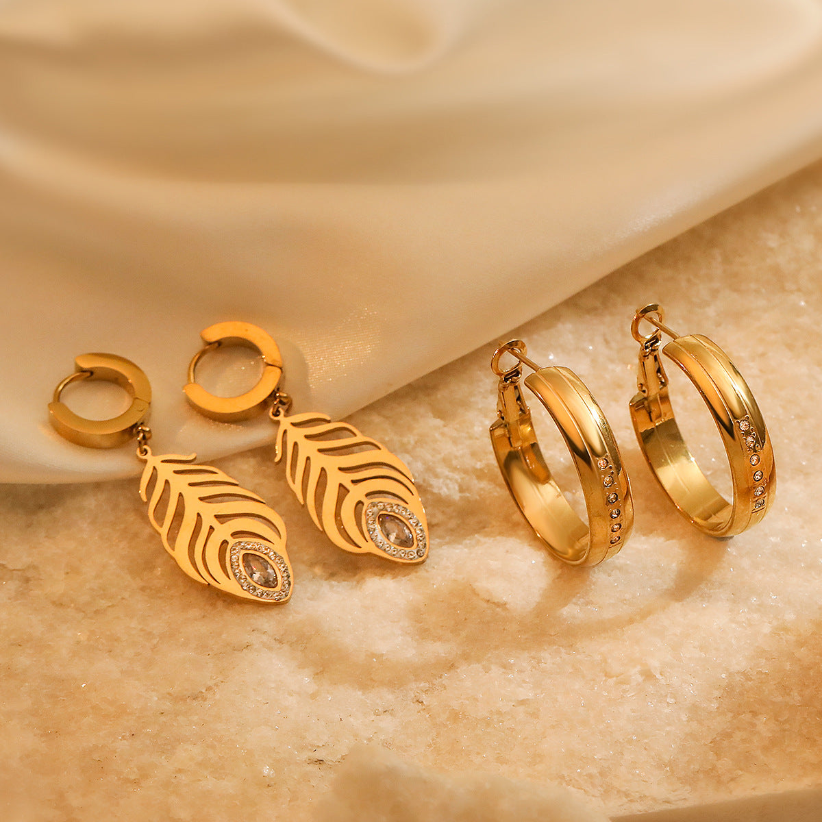 Vintage-Style Feather-Shaped Titanium Steel Earrings for Women with Real Gold Plating and Zircon Inlay