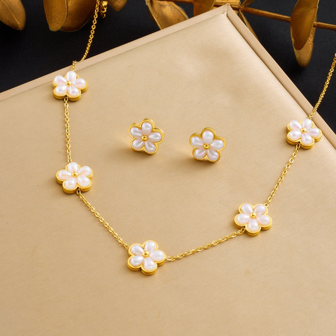 French Vintage Minimalist Laser Iridescent Petal Gold Plated Stainless Steel Flower Jewelry Set