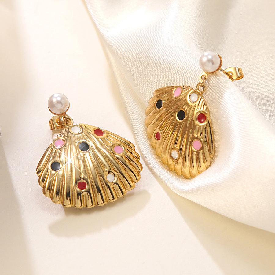 Sweet Fan Shape Stainless Steel Shell Pearl Drip Oil Earrings for Women