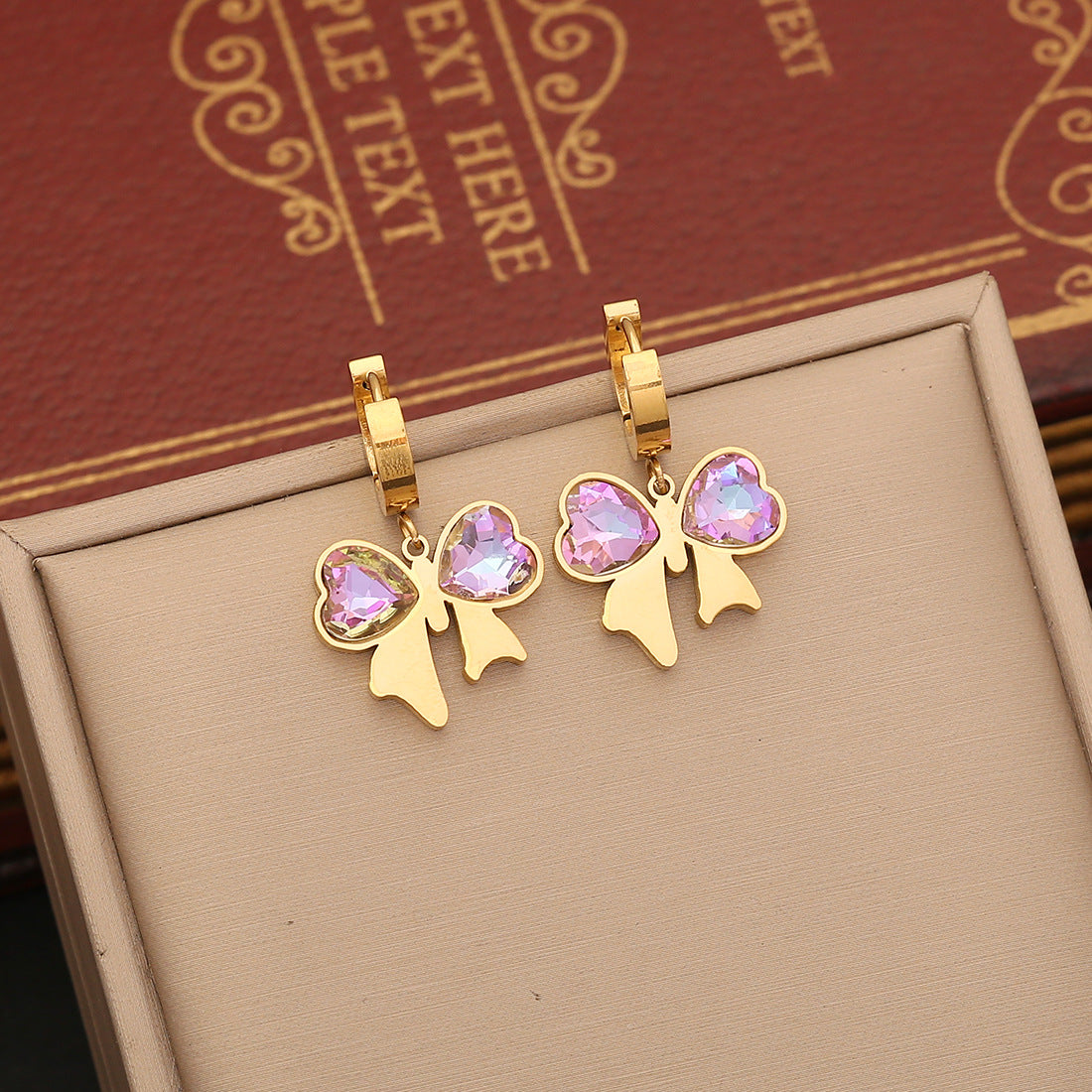Fashionable Bowknot Pendant Necklace Set in Stainless Steel with Plated Finish for Women, Snake Chain Locket Necklace