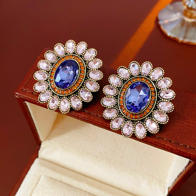 Vintage-Style Geometric Square Rhinestone Stud Earrings in Alloy with Stainless Steel Posts for Women