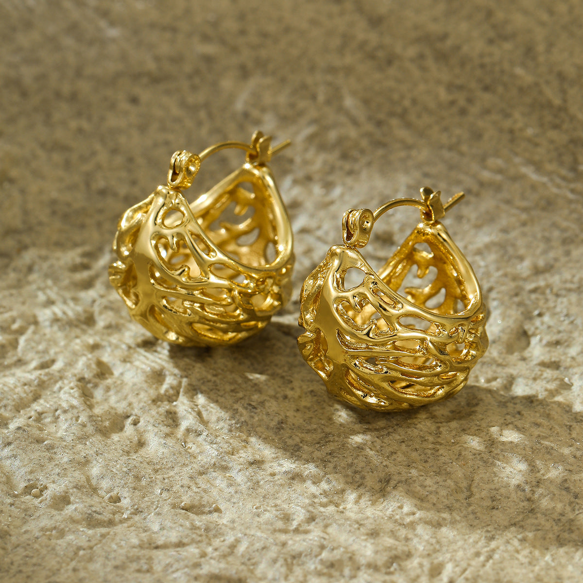 Geometric Nest-Shaped Stainless Steel Earrings with 18K Gold Plating for Women French Vintage Style