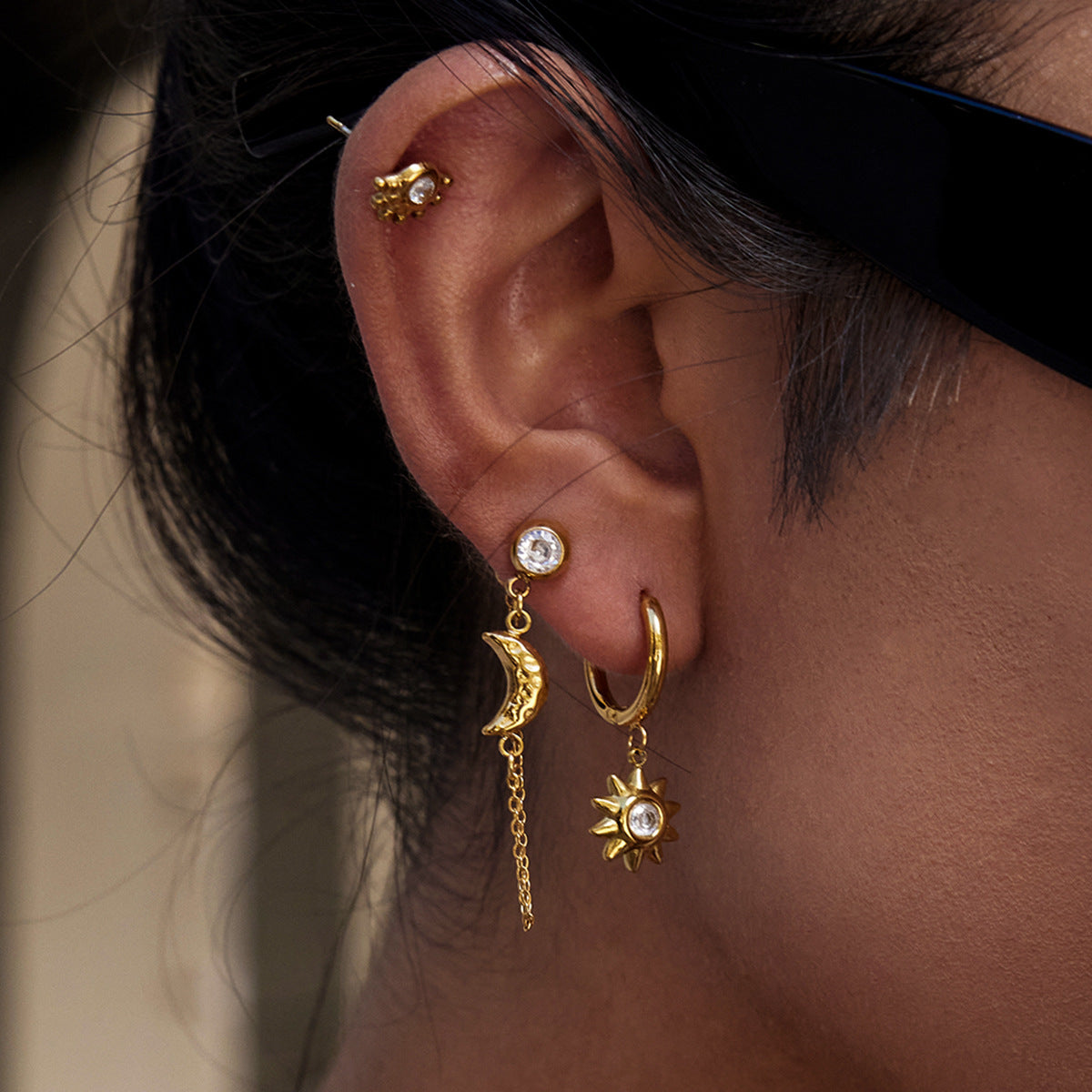 Pendientes de acero inoxidable para mujer con forma de sol geométrica, chapados, hipoalergénicos y resistentes a la decoloración, de lujo
