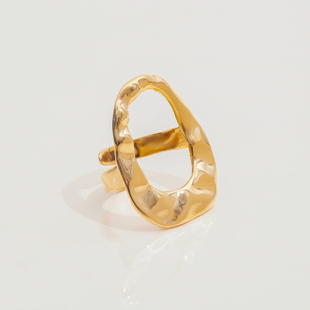 Anello geometrico in acciaio al titanio da donna con finitura placcata, fascia ipoallergenica in acciaio inossidabile, anello di moda di lusso minimalista
