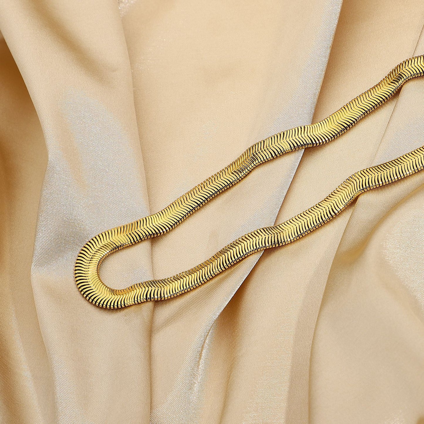 Geometric Stainless Steel Plated Gold Snake Chain Clavicle Necklace for Women