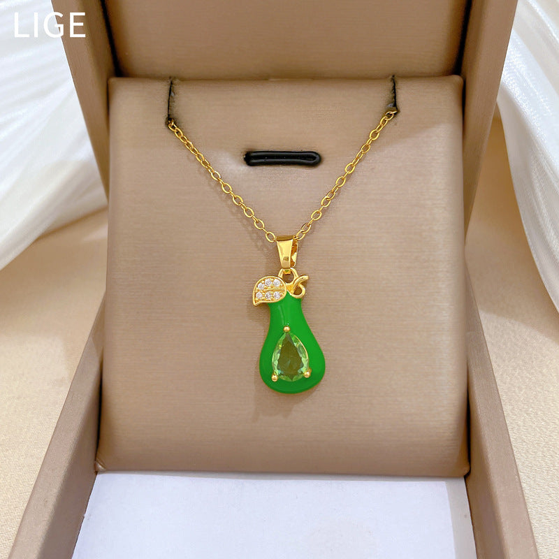 Sweet Green Teardrop Leaf Rhinestone Titanium Steel Necklace Unisex Cable Chain