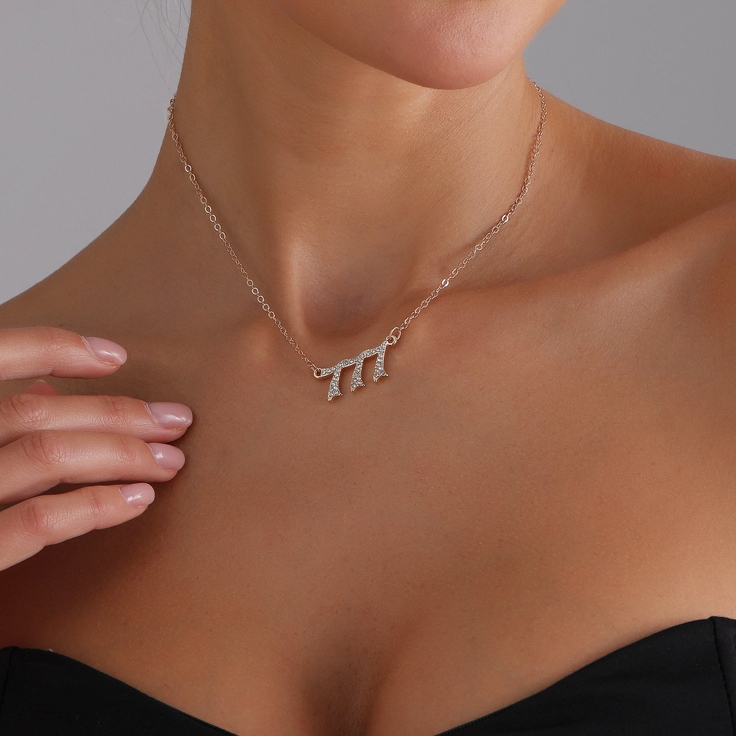 Minimalist Luxury Number 777 Pendant Necklace in Alloy with Electroplated Finish for Women