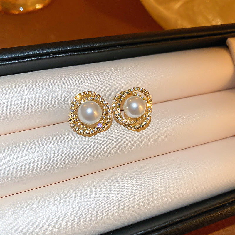 Eleganti Orecchini a Perno da Donna in Stile Francese Vintage con Zirconi Geometrici e Perle Imitazione