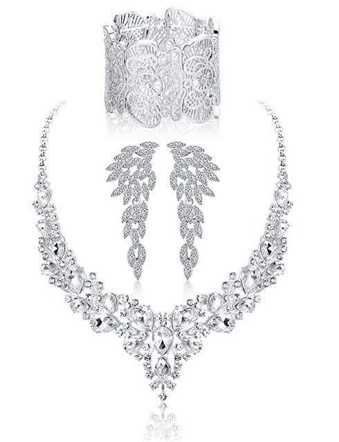 Minimalist Heart Drop Bell Pendant Necklace Set with Rhinestone Accents in Alloy, Includes Matching Earrings and Bracelet