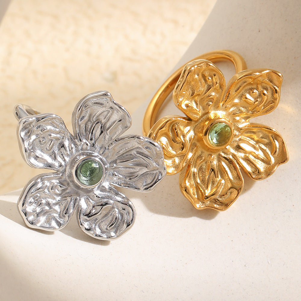 Vintage Elegant Floral Pattern Gold Plated Stainless Steel Ring for Women
