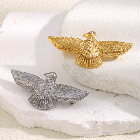 Minimalist Vintage Bird Brooch for Women Made of Stainless Steel with 18K Gold Plating Lightweight Luxury Accessory