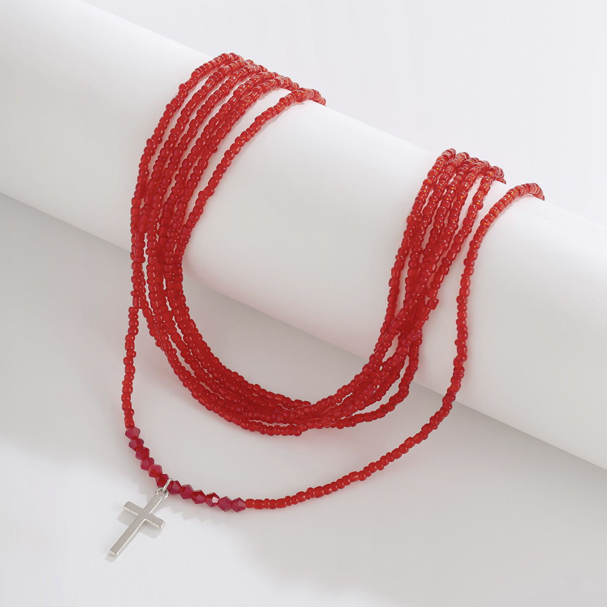 Collana Pendente Gotica Vintage "Edgy" Multistrato con Croce Geometrica da Donna, in Resina Plastica e Lega, con Catena a Sfera
