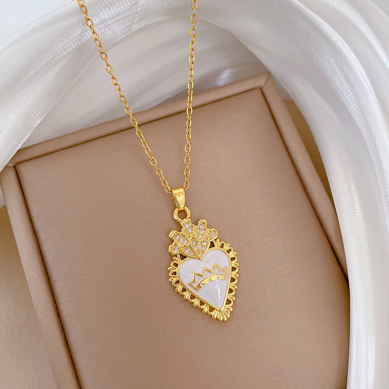 Collana con Ciondolo a Corona Geometrica Minimalista da Donna con Catena in Acciaio al Titanio, Finitura Smaltata, Intarsio in Zirconia Cubica e Motivo a Luna