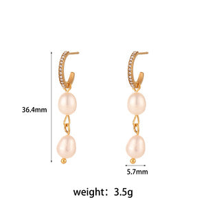 Orecchini a perno minimalistici a stella a cinque punte da donna in acciaio inossidabile con placcatura in oro 18 carati e finitura smaltata