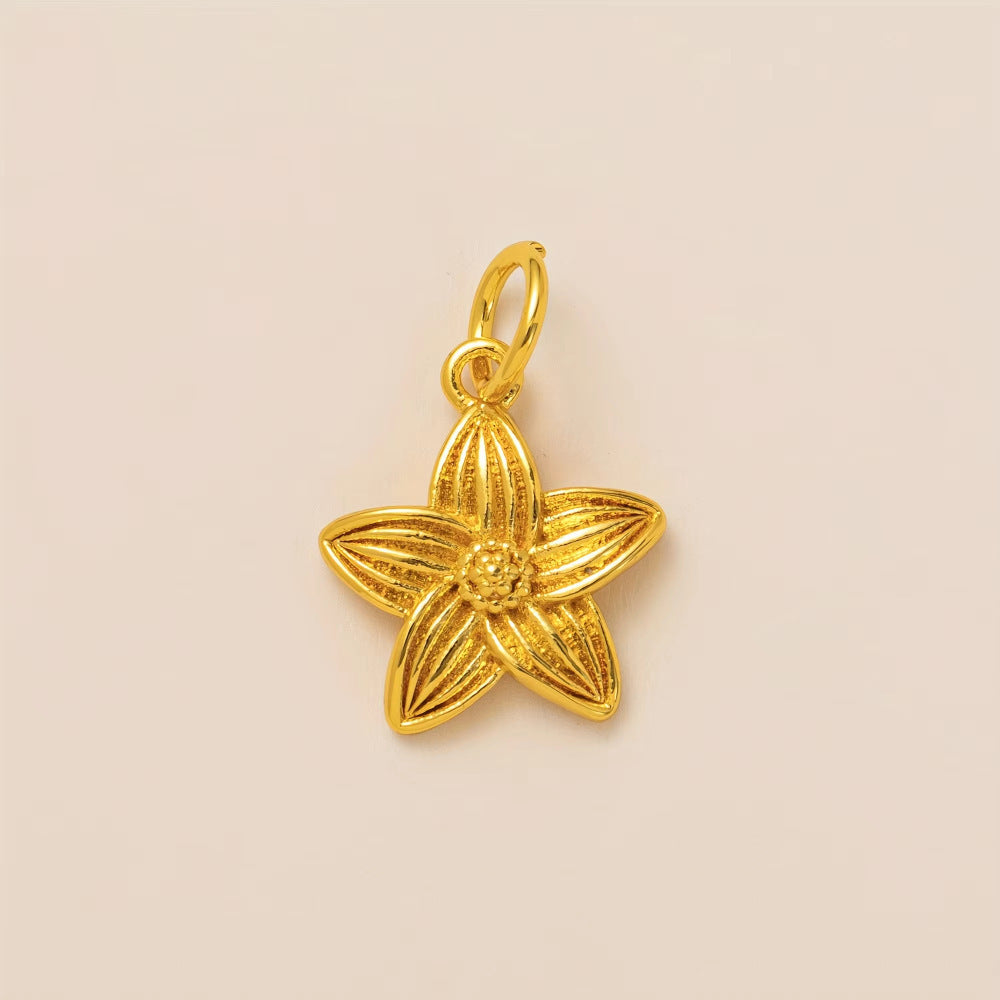 Luxury Casual Heart Shaped Floral Pattern 18K Gold Plated Brass Pendant Charm Bar for Unisex