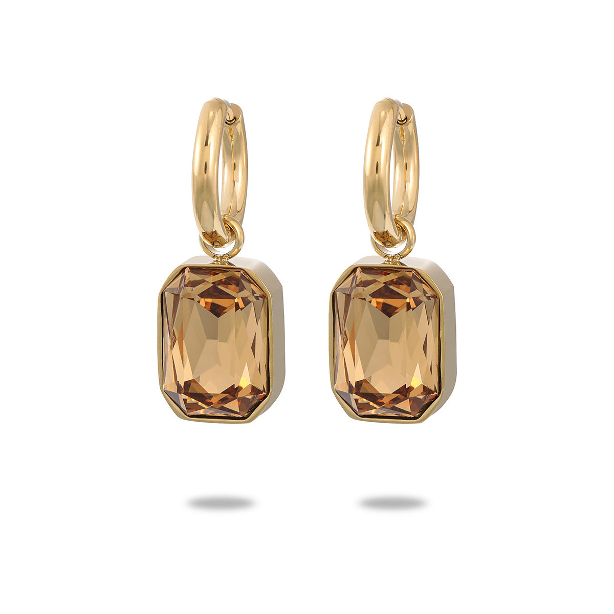 Orecchini da donna in acciaio al titanio con zirconi quadrati geometrici stile Maillard placcati oro 18K