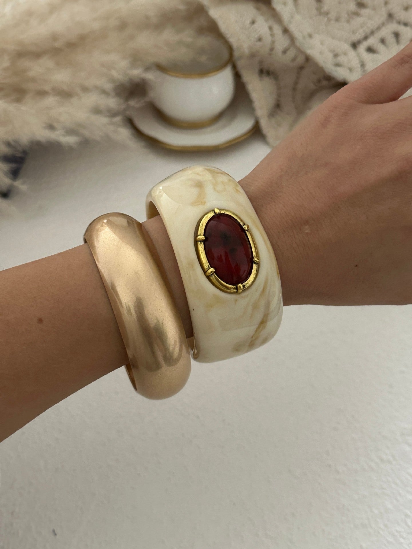Bohemian Ethnic Round Oval Geometric Rhinestone Turquoise Inlay Plated Resin Bracelet