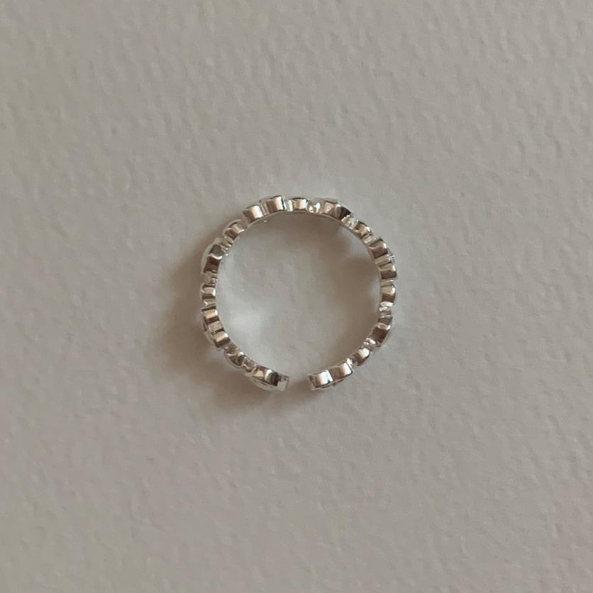Minimalist Heart-Shaped S925 Sterling Silver Ring with Plated Finish for Women