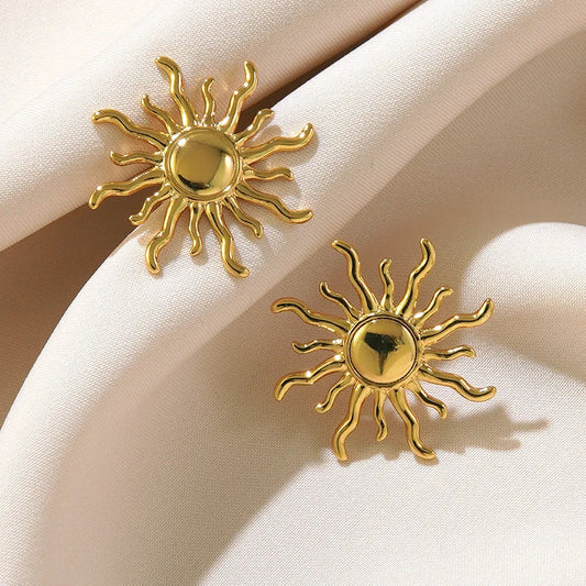Fashion Vintage Sun Stainless Steel Polished Stud Earrings for Women
