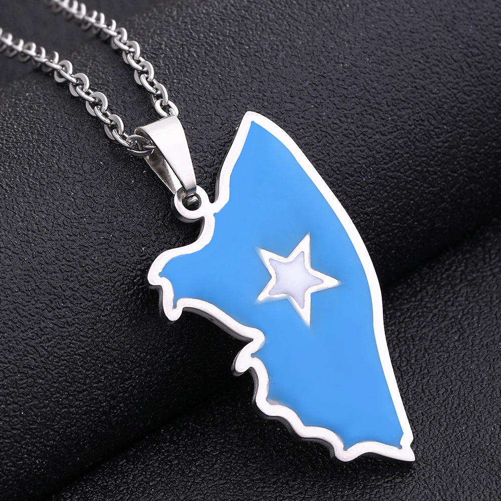 Collar con colgante geométrico de acero de titanio con acabado chapado para unisex, estilo cadena de serpiente