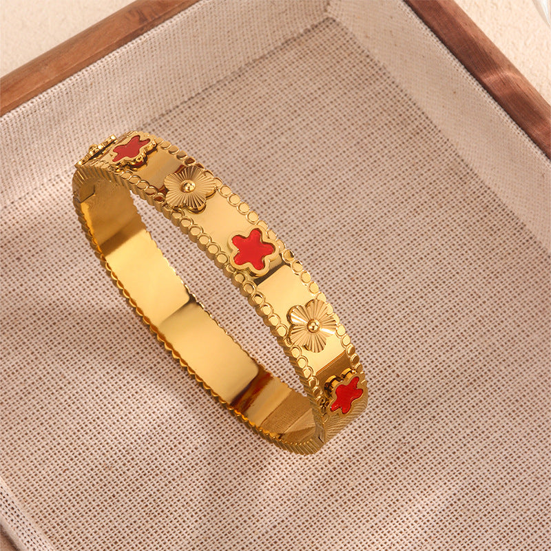 Elegant 18K Gold Plated Geometric Round Titanium Steel Bracelet