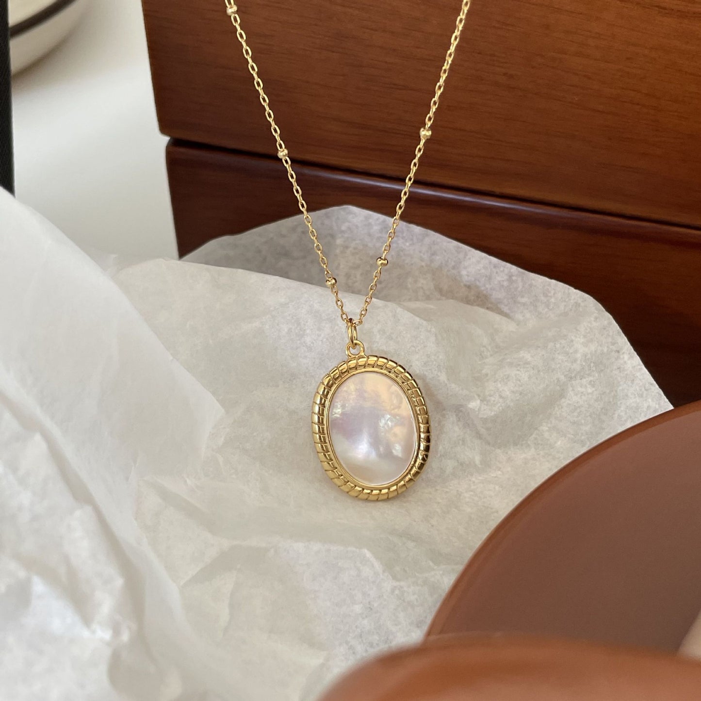 Minimalist Geometric Pendant Necklace in 925 Sterling Silver with Gold Plating, Short Choker Style