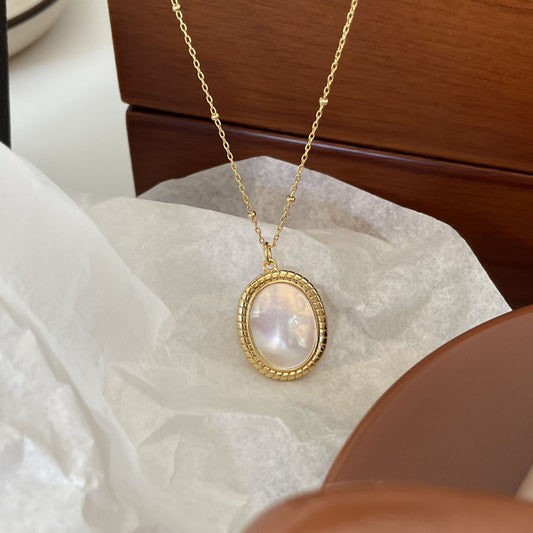 Collar Minimalista de Plata de Ley 925 con Baño de Oro y Diseño Geométrico, Estilo Gargantilla Corta